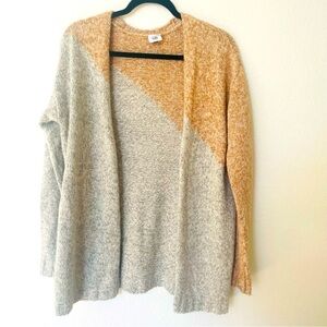 Cabi womans Colorblock Open Front Cardigan size XS snap button neutral soft